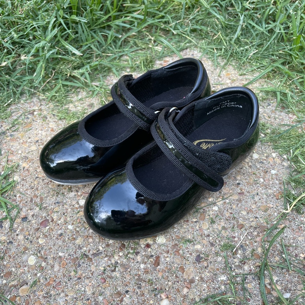 Black Patent Leather Kids Tap Shoes